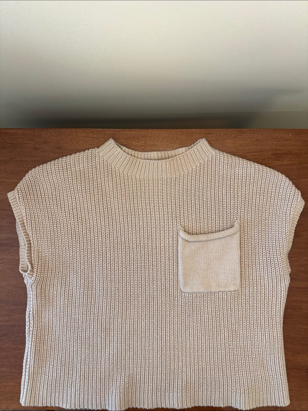 Illusory Beige Knit Sleeveless Pocket Sweater